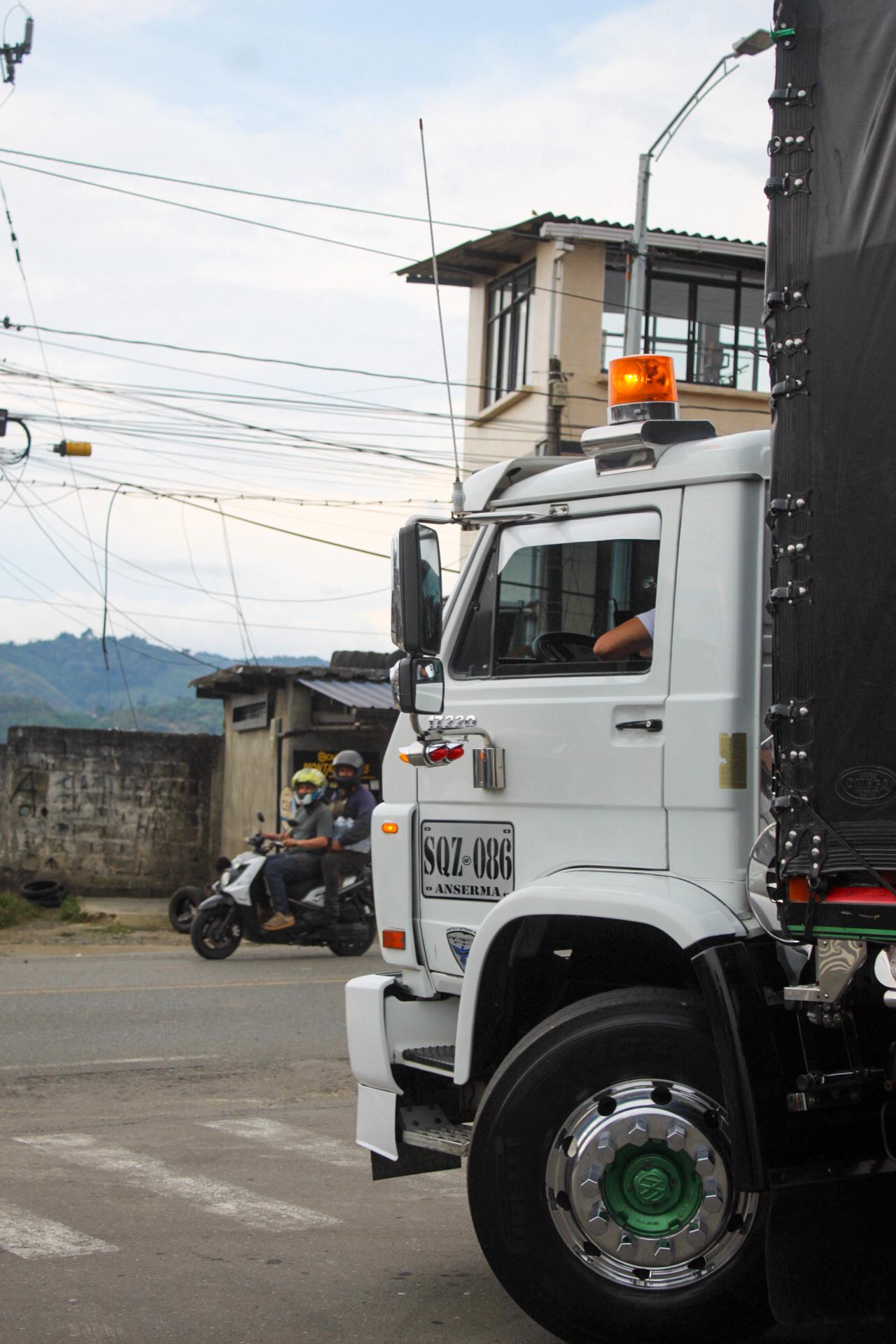 Camión VW Worker — Detalle